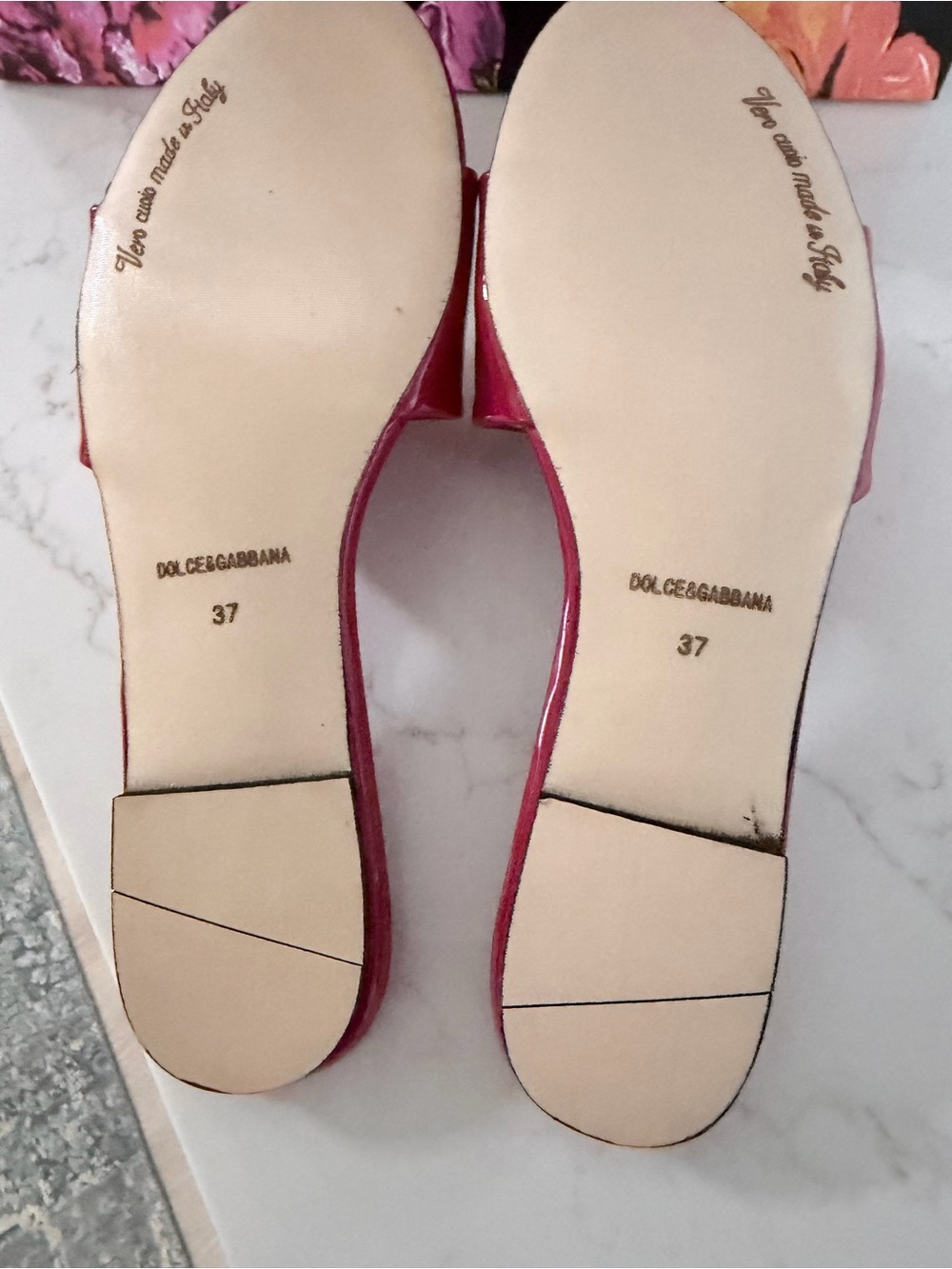 Raspberry Pink Logo Patent Slide Sandals size 7 - Picture 4 of 4